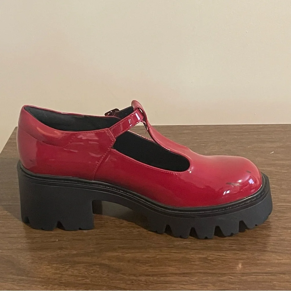 Dream Pairs Patent Look Reddish Mary Janes Lug Soles Sz 9